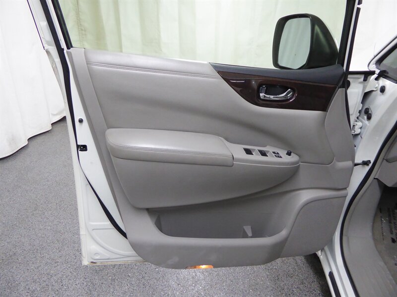 2015 NISSAN QUEST - Image 19