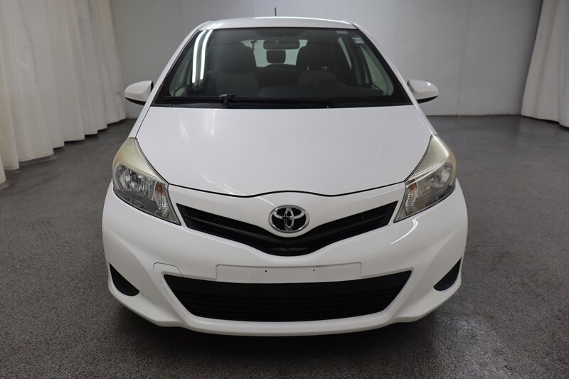 2014 Toyota Yaris 5-Door L  