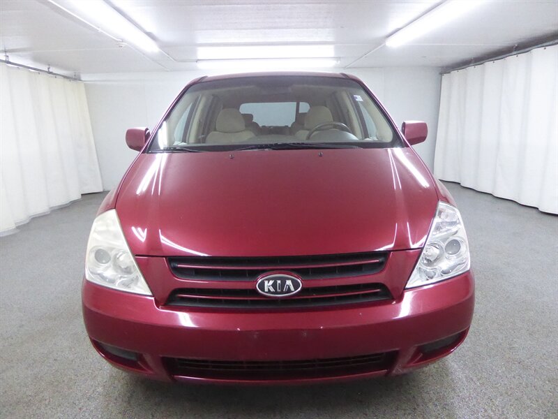 2007 Kia Sedona LX  