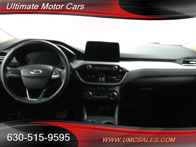 2020 Ford Escape SEL   - Photo 9 - Downers Grove, IL 60515