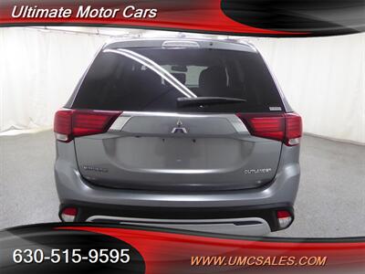 2019 Mitsubishi Outlander ES   - Photo 6 - Downers Grove, IL 60515