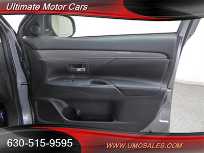 2019 Mitsubishi Outlander ES   - Photo 24 - Downers Grove, IL 60515