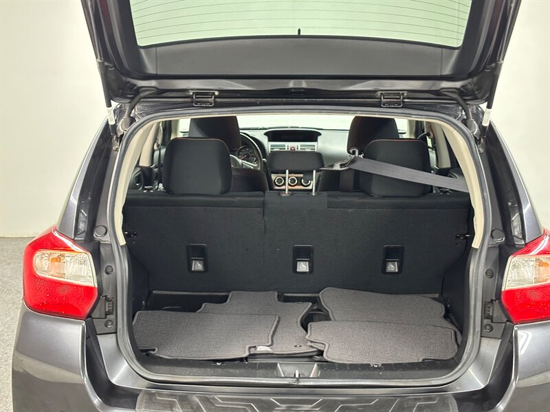 2017 Subaru Crosstrek 2.0i Premium photo 2