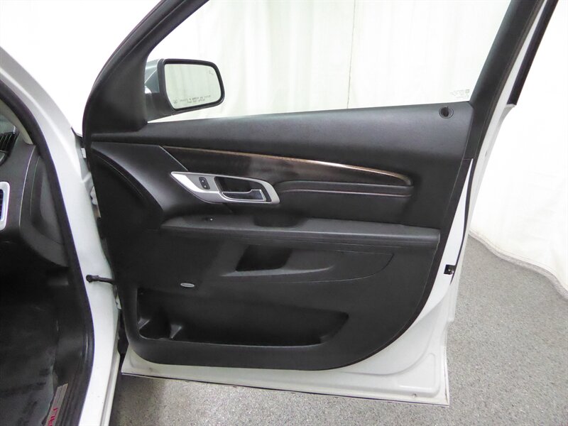 2017 GMC TERRAIN - Image 25