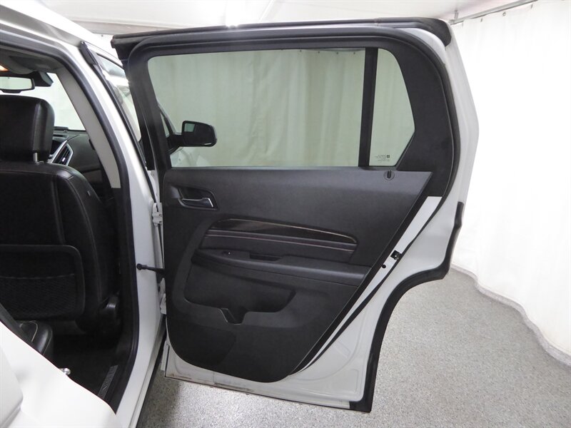 2017 GMC TERRAIN - Image 31