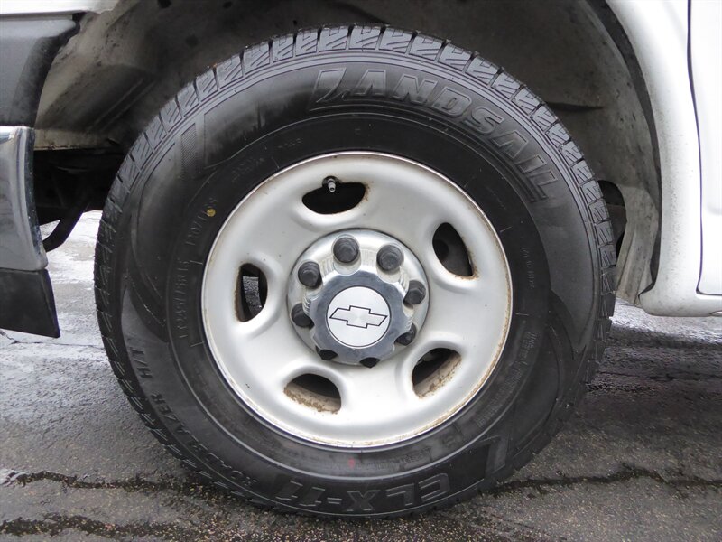 2017 CHEVROLET EXPRESS - Image 26