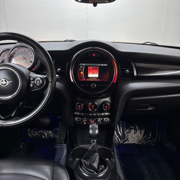 2019 MINI Cooper Cooper   - Photo 22 - Downers Grove, IL 60515