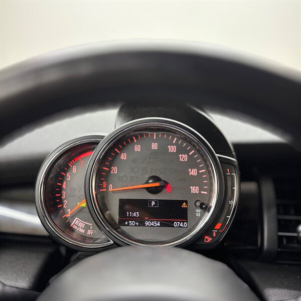 2019 MINI Cooper Cooper   - Photo 19 - Downers Grove, IL 60515