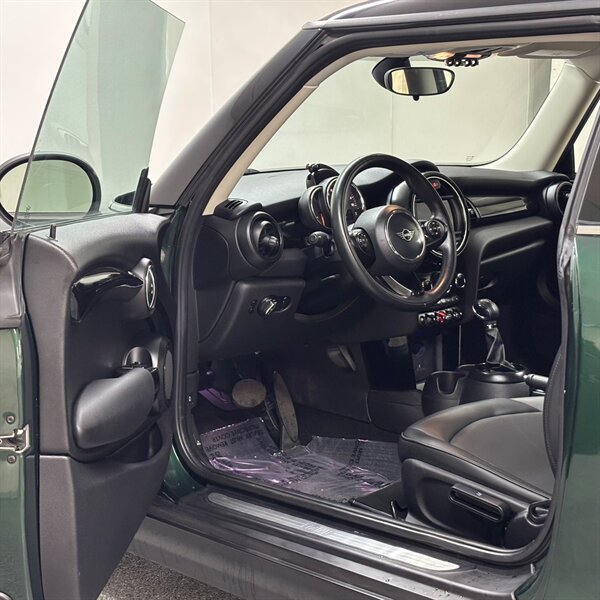 2019 MINI Cooper Cooper   - Photo 14 - Downers Grove, IL 60515