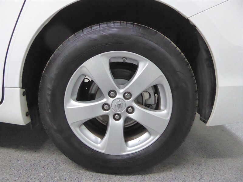 2017 TOYOTA SIENNA - Image 30