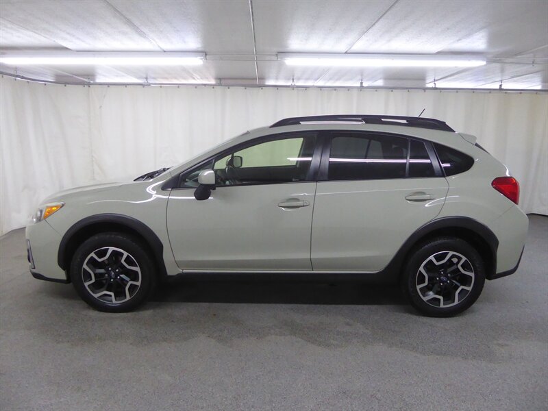 2016 SUBARU CROSSTREK - Image 4