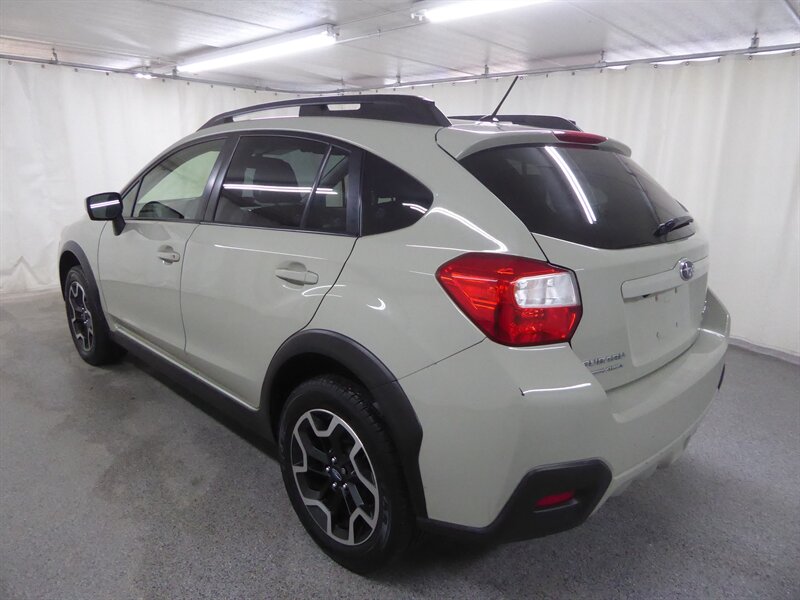2016 SUBARU CROSSTREK - Image 5