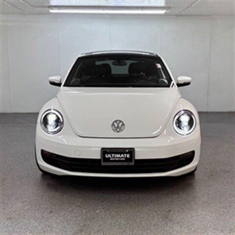 2012 Volkswagen Beetle 2.5L   - Photo 4 - Downers Grove, IL 60515