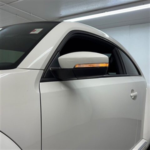 2012 Volkswagen Beetle 2.5L   - Photo 9 - Downers Grove, IL 60515