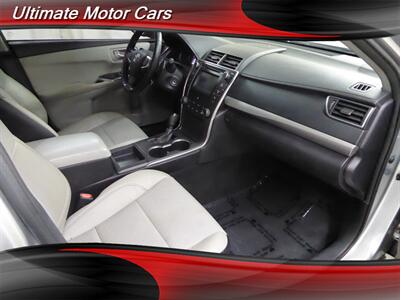 2016 Toyota Camry SE   - Photo 21 - Downers Grove, IL 60515