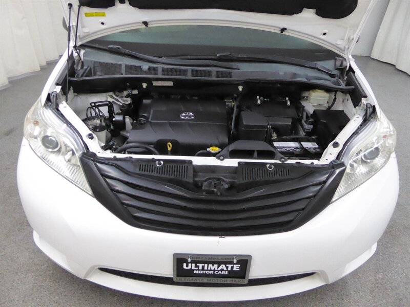 2016 TOYOTA SIENNA - Image 30