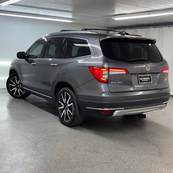 2019 Honda Pilot Touring   - Photo 3 - Downers Grove, IL 60515