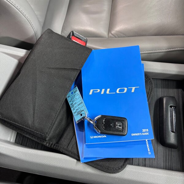 2019 Honda Pilot Touring   - Photo 37 - Downers Grove, IL 60515