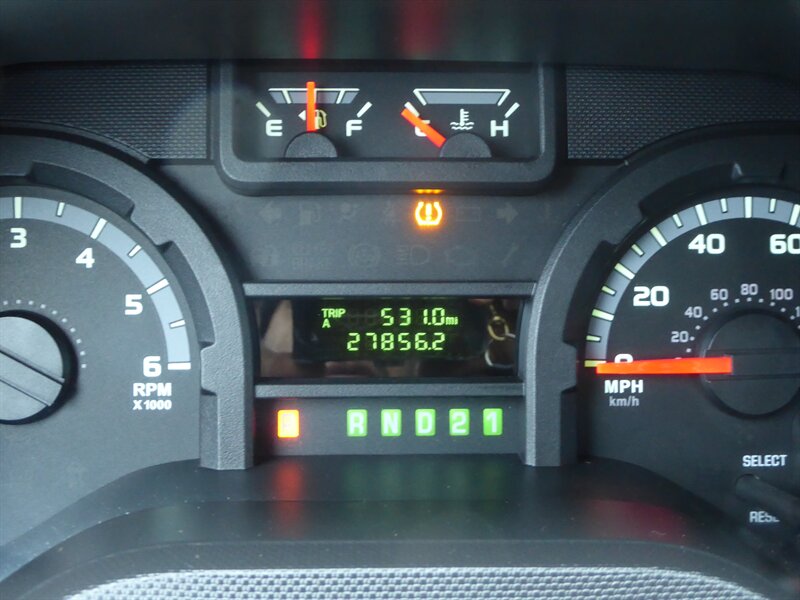 2012 FORD E-350 - Image 13