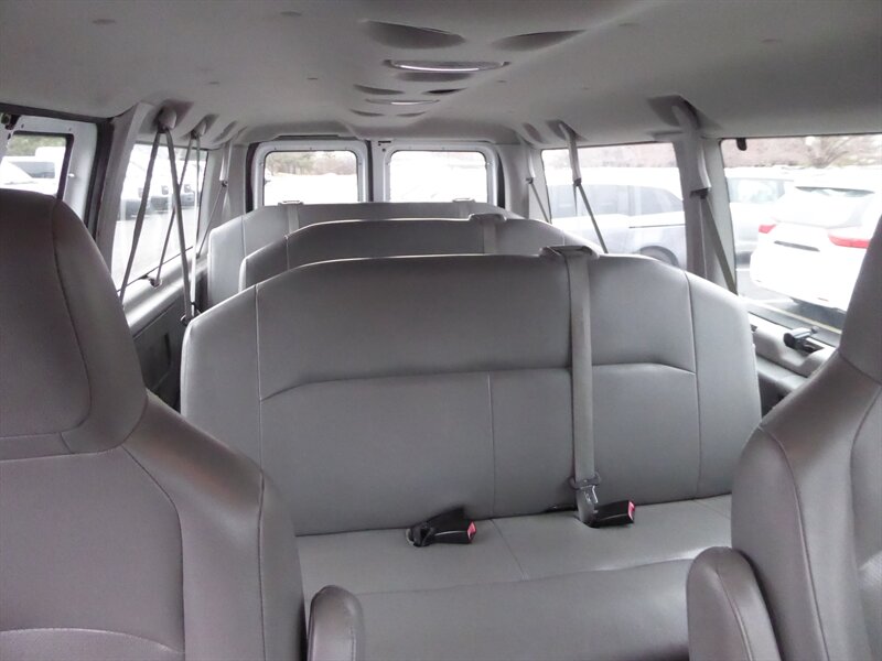 2012 FORD E-350 - Image 26