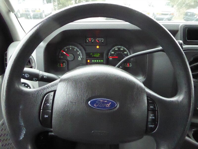 2012 FORD E-350 - Image 11