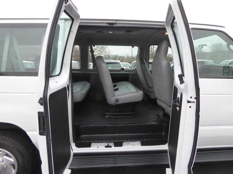 2012 FORD E-350 - Image 24