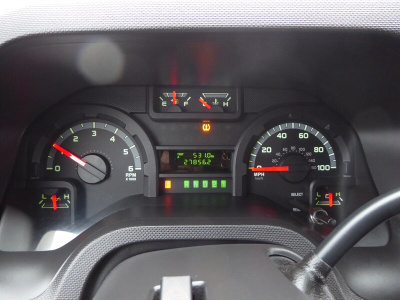 2012 FORD E-350 - Image 12