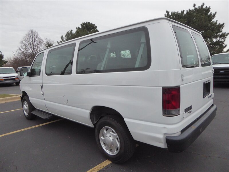 2012 FORD E-350 - Image 5