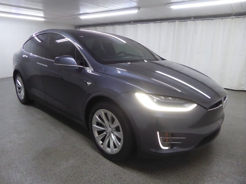 2016 Tesla Model X 75D's photo
