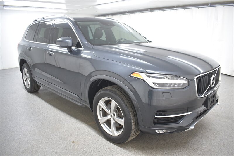 2016 Volvo XC90 T5 Momentum  