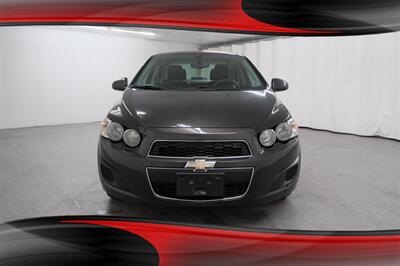 2015 Chevrolet Sonic LT Auto   - Photo 2 - Downers Grove, IL 60515