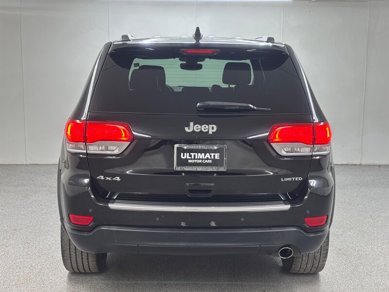 2017 Jeep Grand Cherokee Limited photo 3