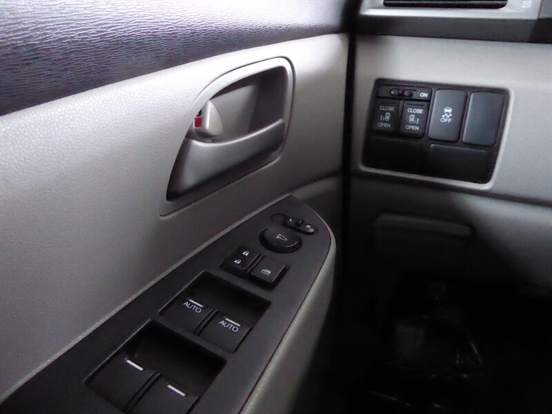 2012 HONDA ODYSSEY - Image 13