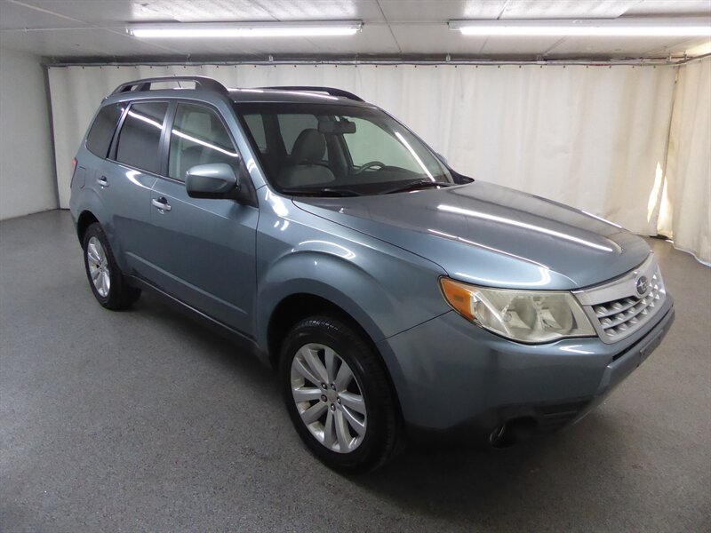 2011 Subaru Forester 2.5X Limited - Photo 1 - Downers Grove, IL 60515