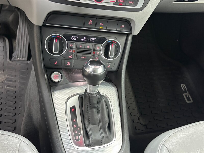 2017 Audi Q3 2.0T quattro Prestige   - Photo 21 - Downers Grove, IL 60515