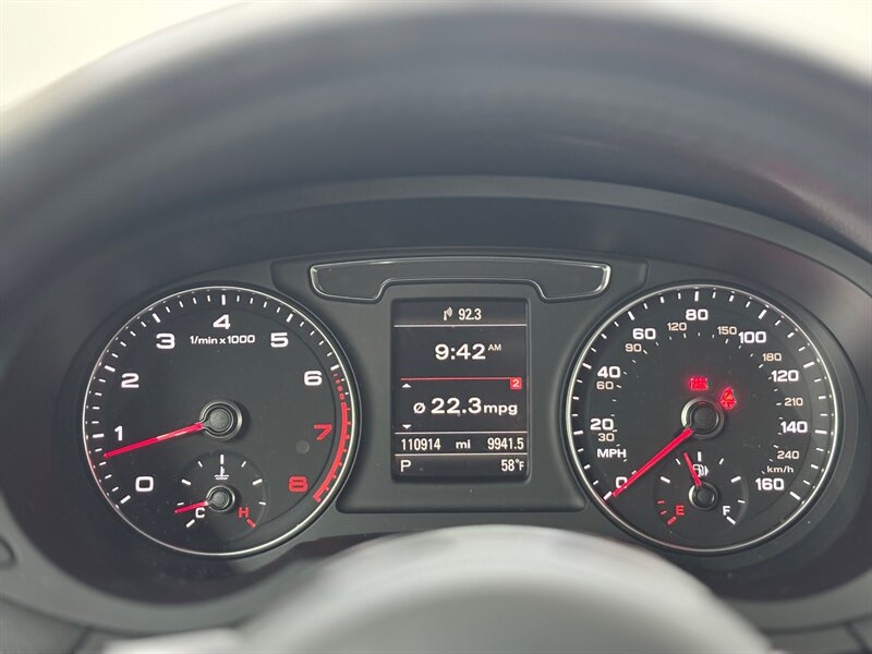 2017 Audi Q3 2.0T quattro Prestige   - Photo 17 - Downers Grove, IL 60515