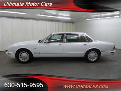 1998 Jaguar Vanden Plas   - Photo 4 - Downers Grove, IL 60515