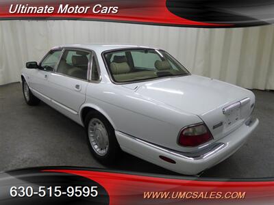 1998 Jaguar Vanden Plas   - Photo 5 - Downers Grove, IL 60515