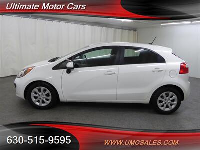 2015 Kia Rio 5-Door LX   - Photo 4 - Downers Grove, IL 60515