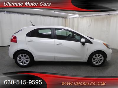 2015 Kia Rio 5-Door LX   - Photo 8 - Downers Grove, IL 60515