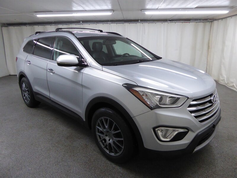 2013 Hyundai SANTA FE XL Limited - Photo 1 - Downers Grove, IL 60515