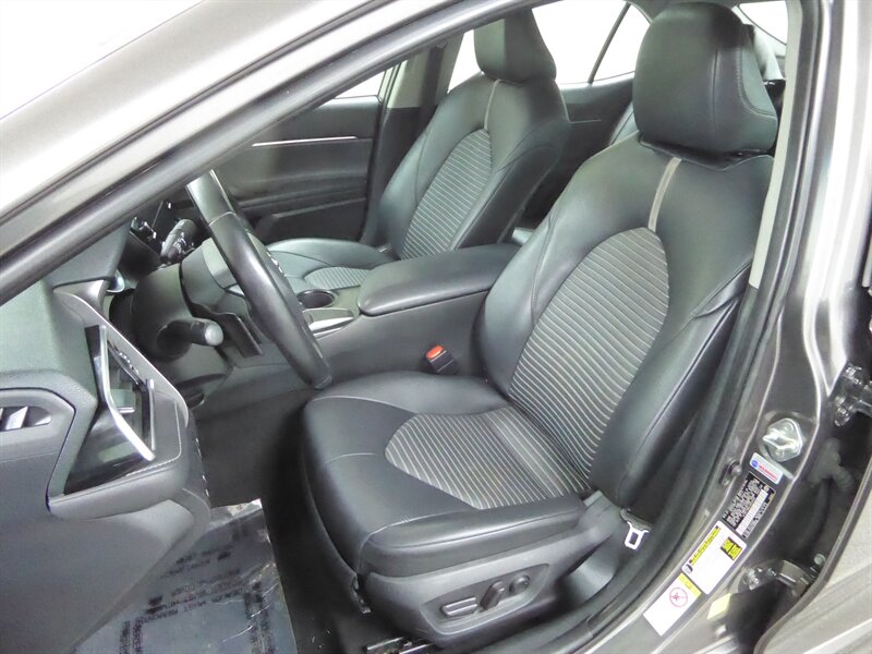 2018 TOYOTA CAMRY - Image 18