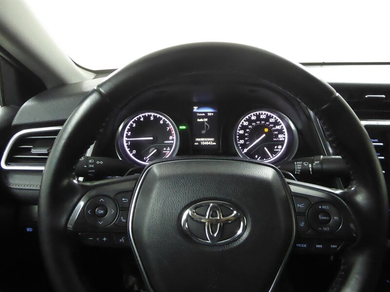 2018 TOYOTA CAMRY - Image 11