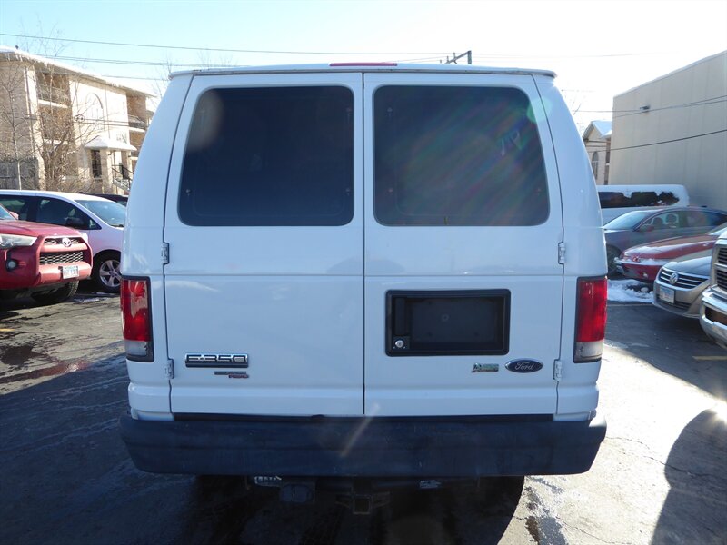 2013 FORD E-350 - Image 5