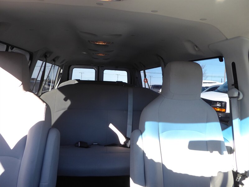 2013 FORD E-350 - Image 23