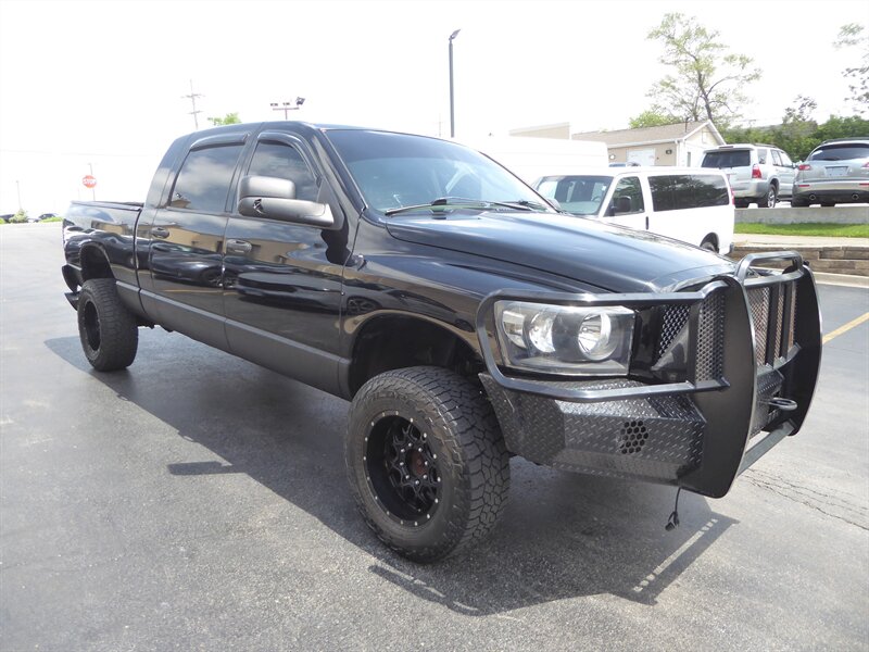 Black Clearcoat 2006 Dodge RAM 2500 SLT Mega Cab 4WD Pickup Truck Four-Wheel Drive Automatic