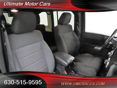 2011 Jeep Wrangler Sahara   - Photo 20 - Downers Grove, IL 60515