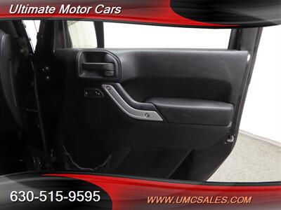 2011 Jeep Wrangler Sahara   - Photo 22 - Downers Grove, IL 60515