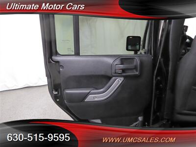 2011 Jeep Wrangler Sahara   - Photo 25 - Downers Grove, IL 60515