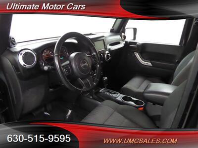 2011 Jeep Wrangler Sahara   - Photo 16 - Downers Grove, IL 60515